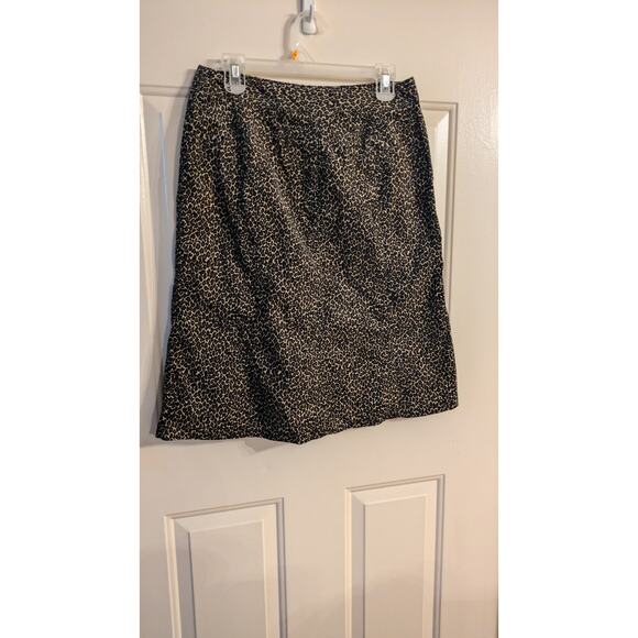 Talbots Cheetah Leopard Print Pencil Skirt NWT, Size 10, Animal Print Corduroy - Picture 6 of 9